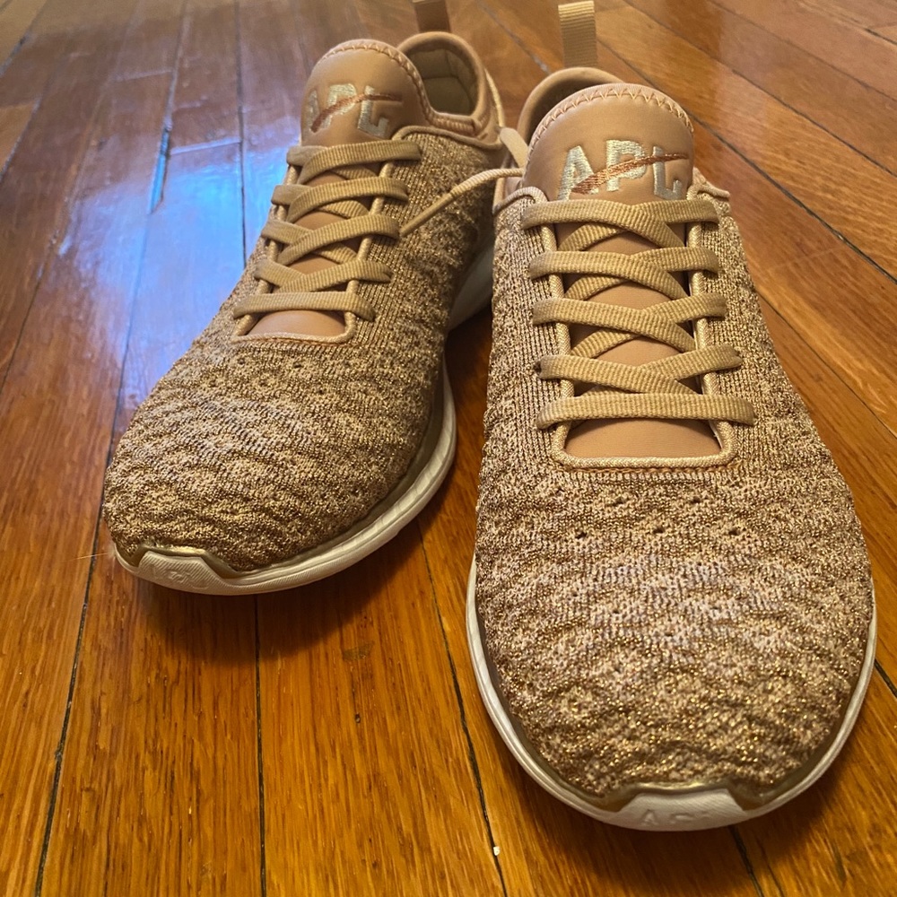 APL Sneakers